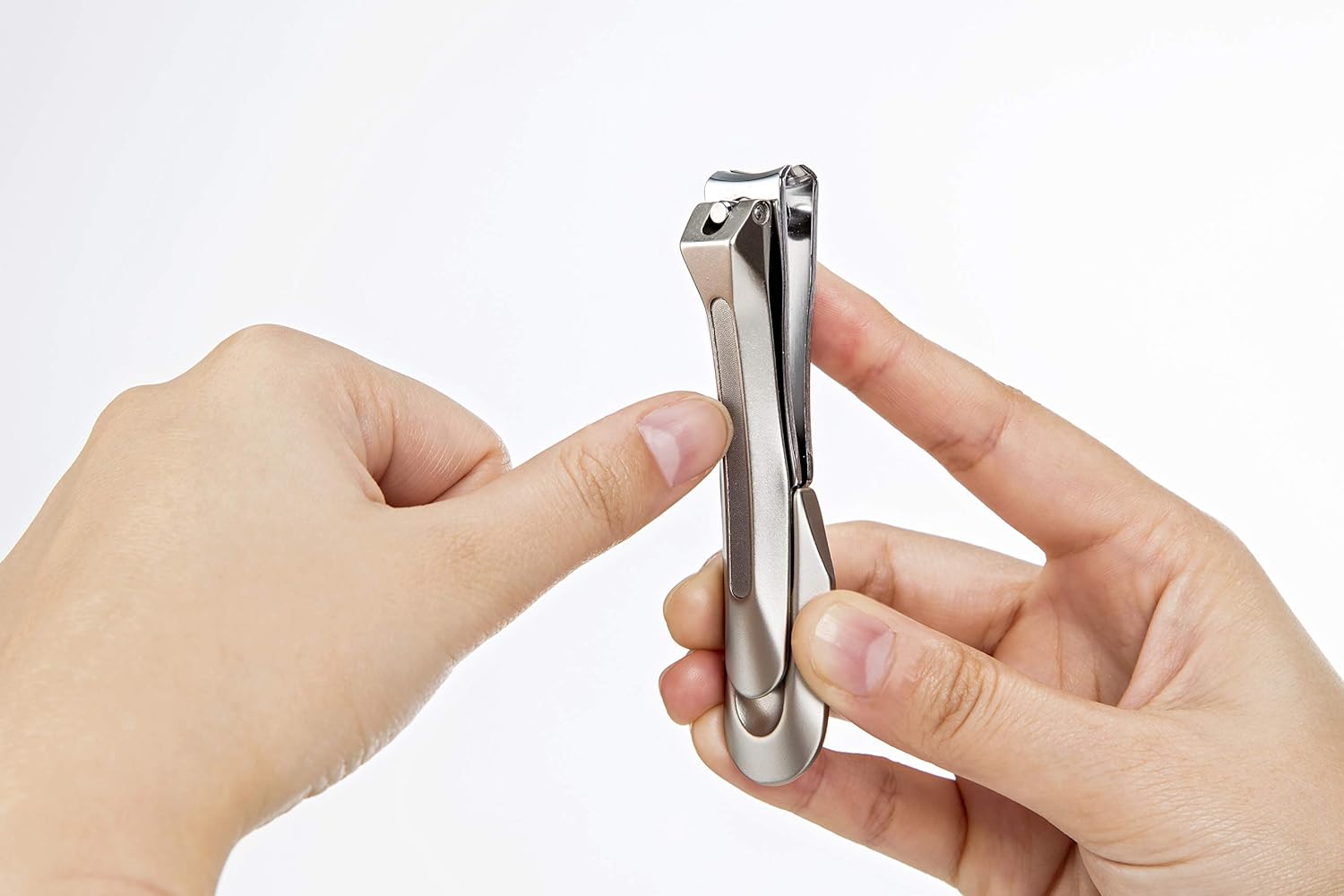 Heavy-Duty Stainless Steel Nail Clipper | Wide Handle, Sharp & Durable Cutter for Fingernails & Toenails – Professional Grooming Tool
